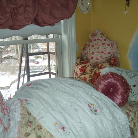 Enchanted Nights Bed & Bath Kittery Habitación foto
