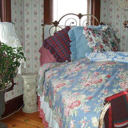 Enchanted Nights Bed & Bath Kittery Habitación foto